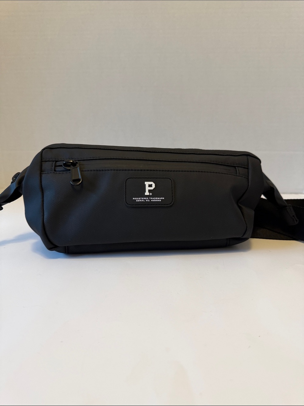 Portland Gear Cascade crossbody bag. Unisex design